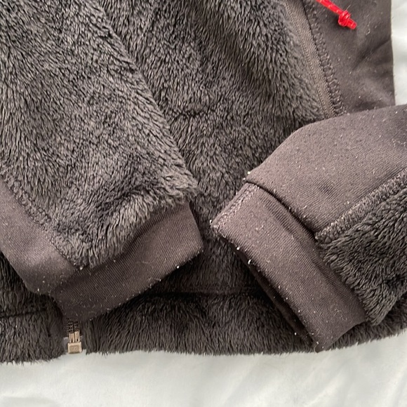 North Face - Women’s Summit Series Fuzzy Jacket - Picture 4 of 4